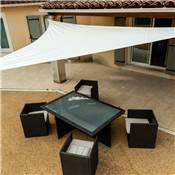 Voile d'ombrage triangulaire crème 160g/m2 dim.5x5x5m polyester
