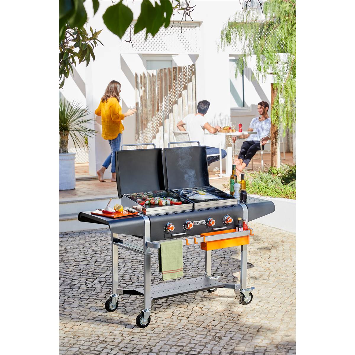 Plancha Gaz BRASERO Margaux 4 Feux - Surface 86x72,7 Cm, 15KW, Récupérateur Graisses - Pour 14 Convives