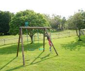 TONKA portique, balançoire avec échelle pour enfant,  Dim.2,42 x 1,66 x H. 1,95 m