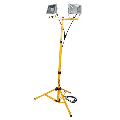 Projecteur chantier LED 2x30 watt 2 x 2400 lumen IP65, trépied télescopique