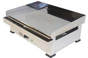 Plancha éléctrique avec plaque de cuisson chromée et polie 4.5kw 600x400x240mm
