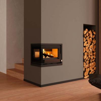 Insert à bois angle 70cm ouverture gauche 17kw vermiculite bûches 62cm sortie 150mm